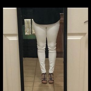 NWOT Old Navy Rockstar Jeans